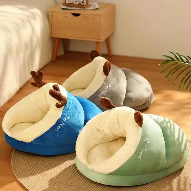 Warm Small Dog Kennel Bed Breathable Dog House Cute Slippers Shaped Dog Bed Cat Sleep Bag Foldable Washable Pet House Les animaux connectés 🐕📱